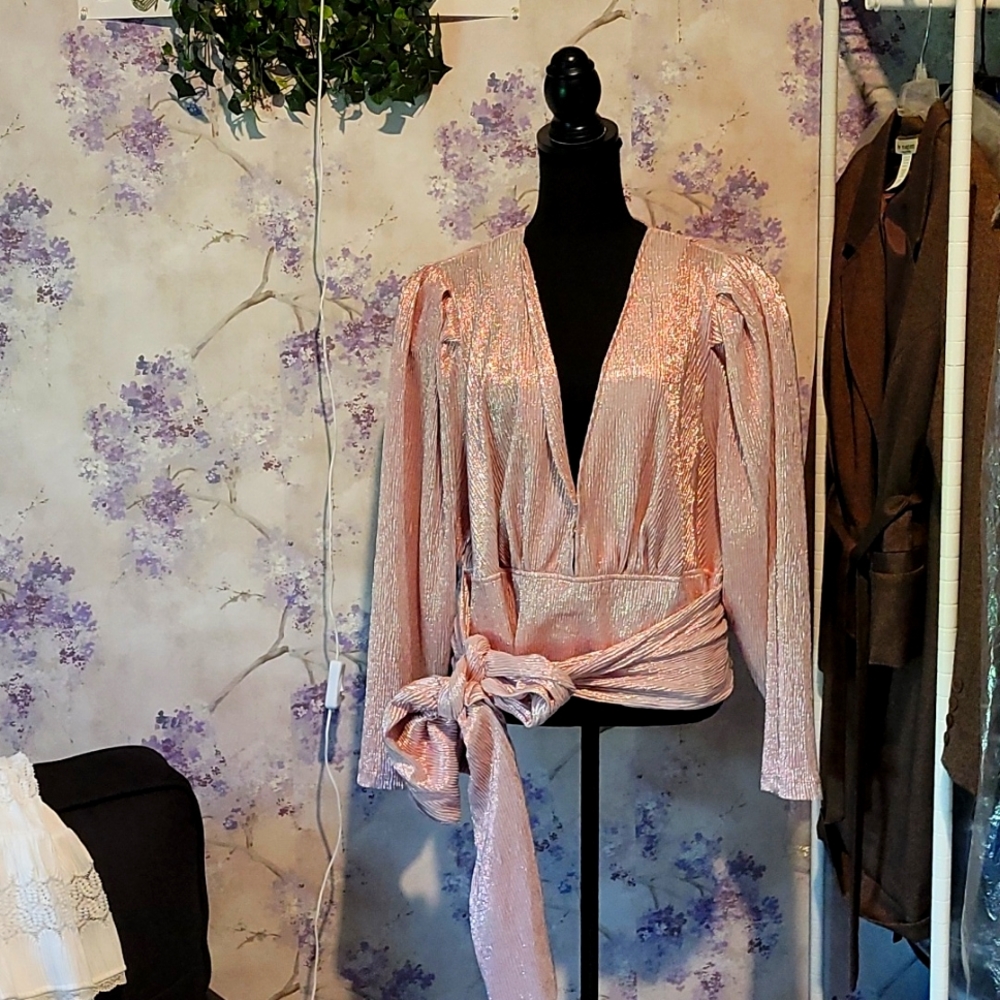 NWOT soft pink glamour glitz blouse.